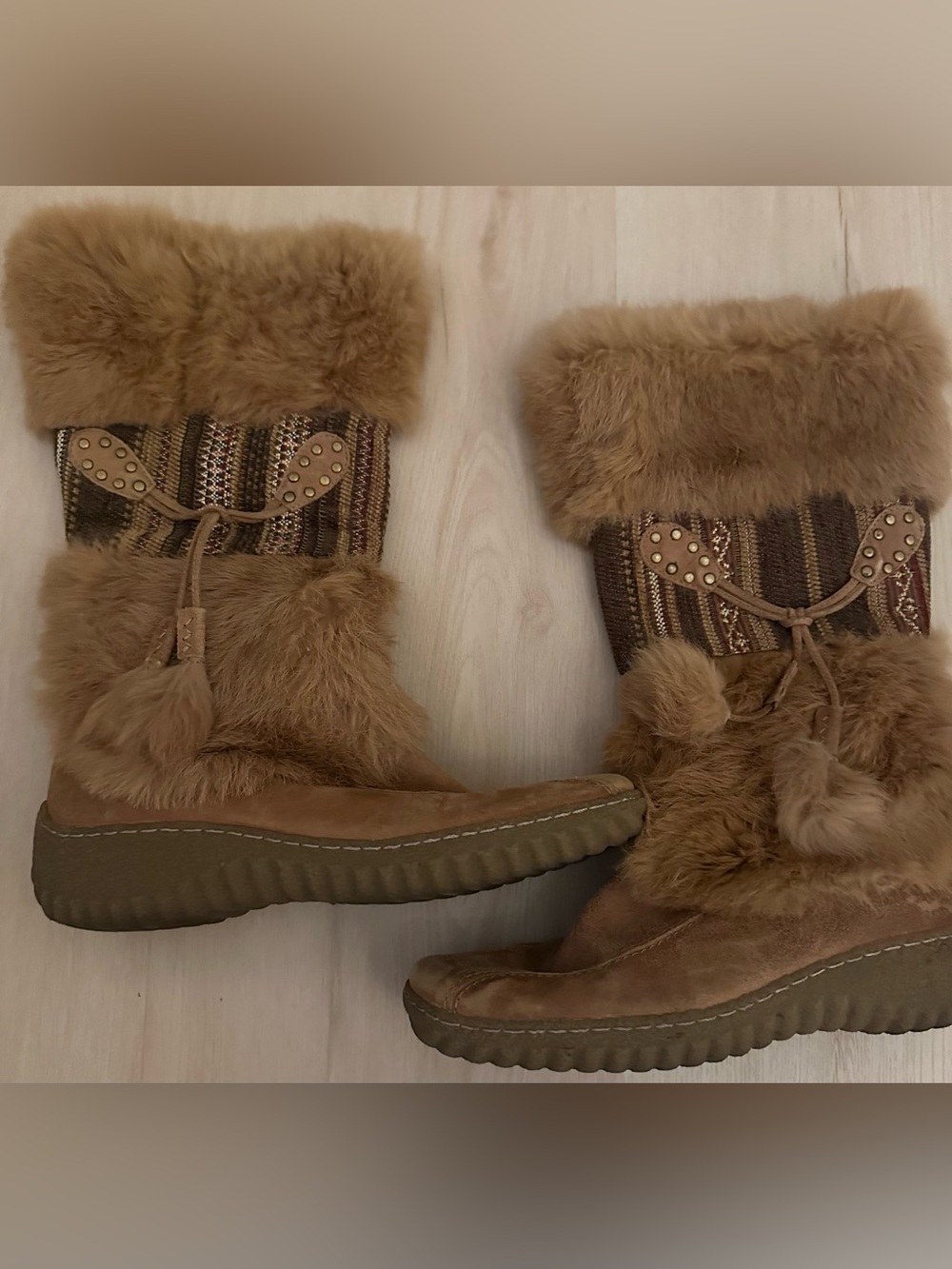 Women’s Faux Fur Lined Tan Winter Boots